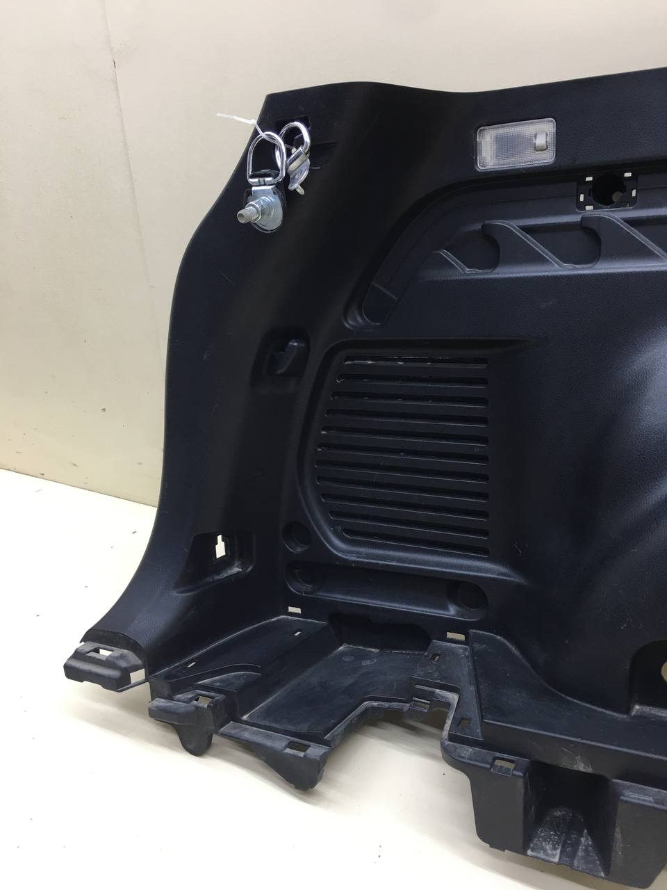Обшивка багажника Toyota Rav 4 (XA40) 2013-2019