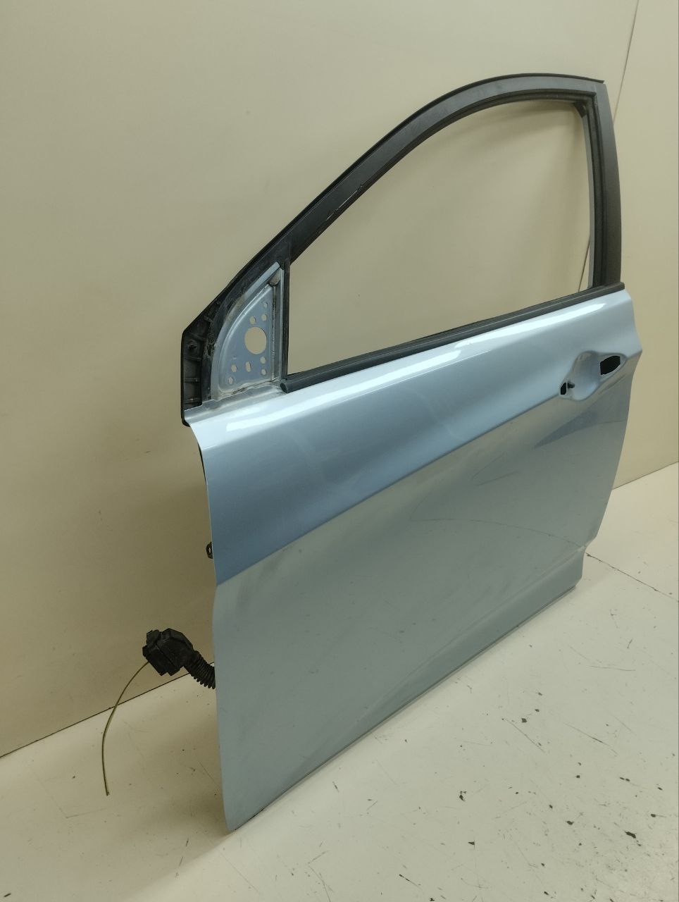 Дверь передняя левая Hyundai Solaris (RB) 2010-2017