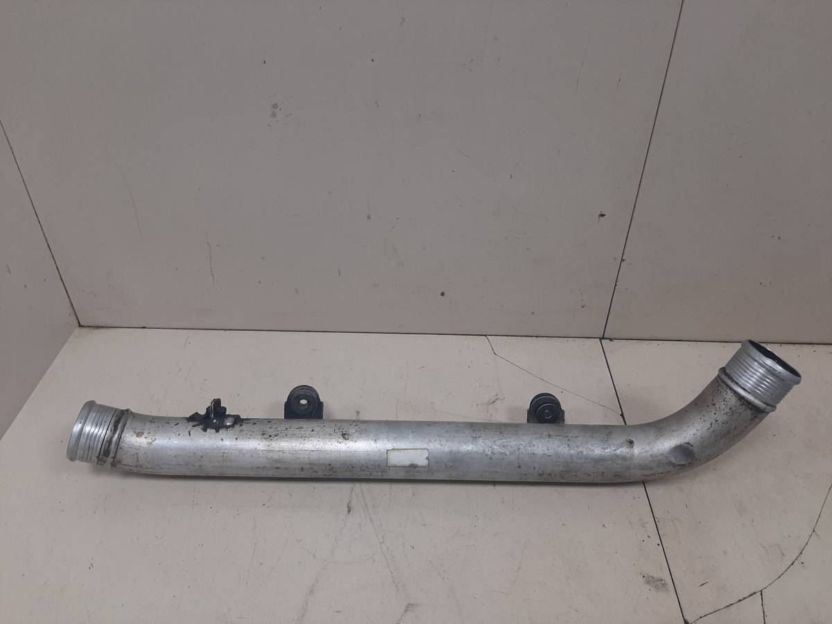 Патрубок интеркулера Volkswagen Touareg (7L) 2002-2010