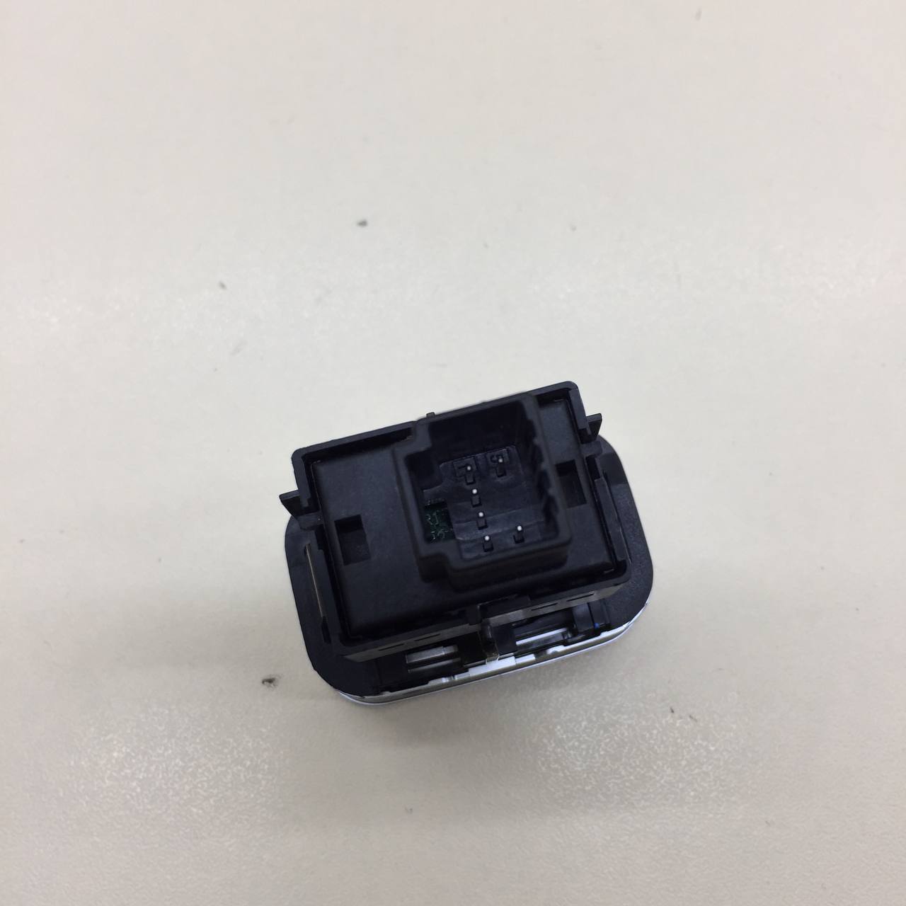 Кнопка запуска двигателя Jaecoo J7 2023>