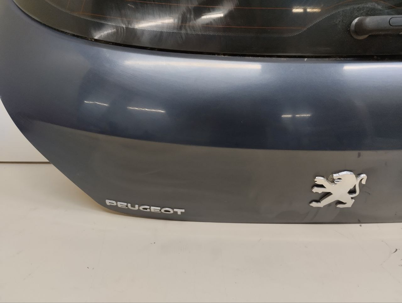 Дверь багажника со стеклом Peugeot 308 2007>
