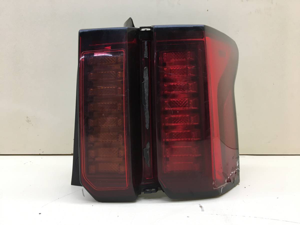 Фонарь задний правый Kia Sorento 2020>