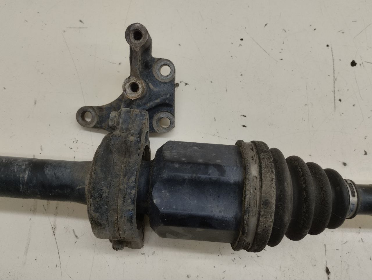 Полуось передняя правая Lexus NX 200 (Z10) 2014-2021