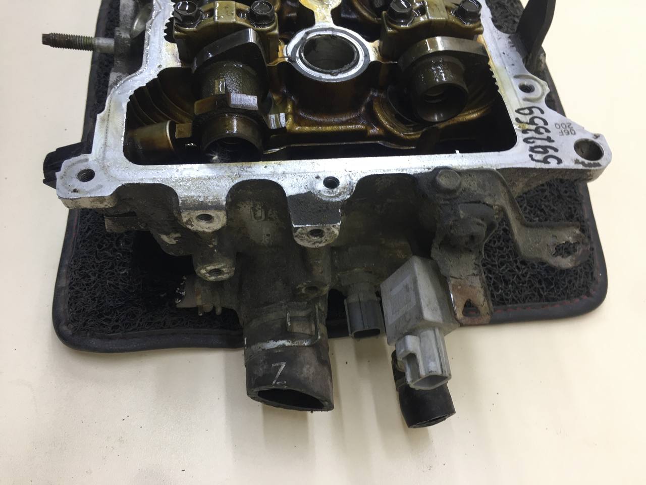 Головка блока цилиндров Toyota Corolla E120 2001-2007 Головка блока цилиндров Toyota Corolla E120 2001-2007