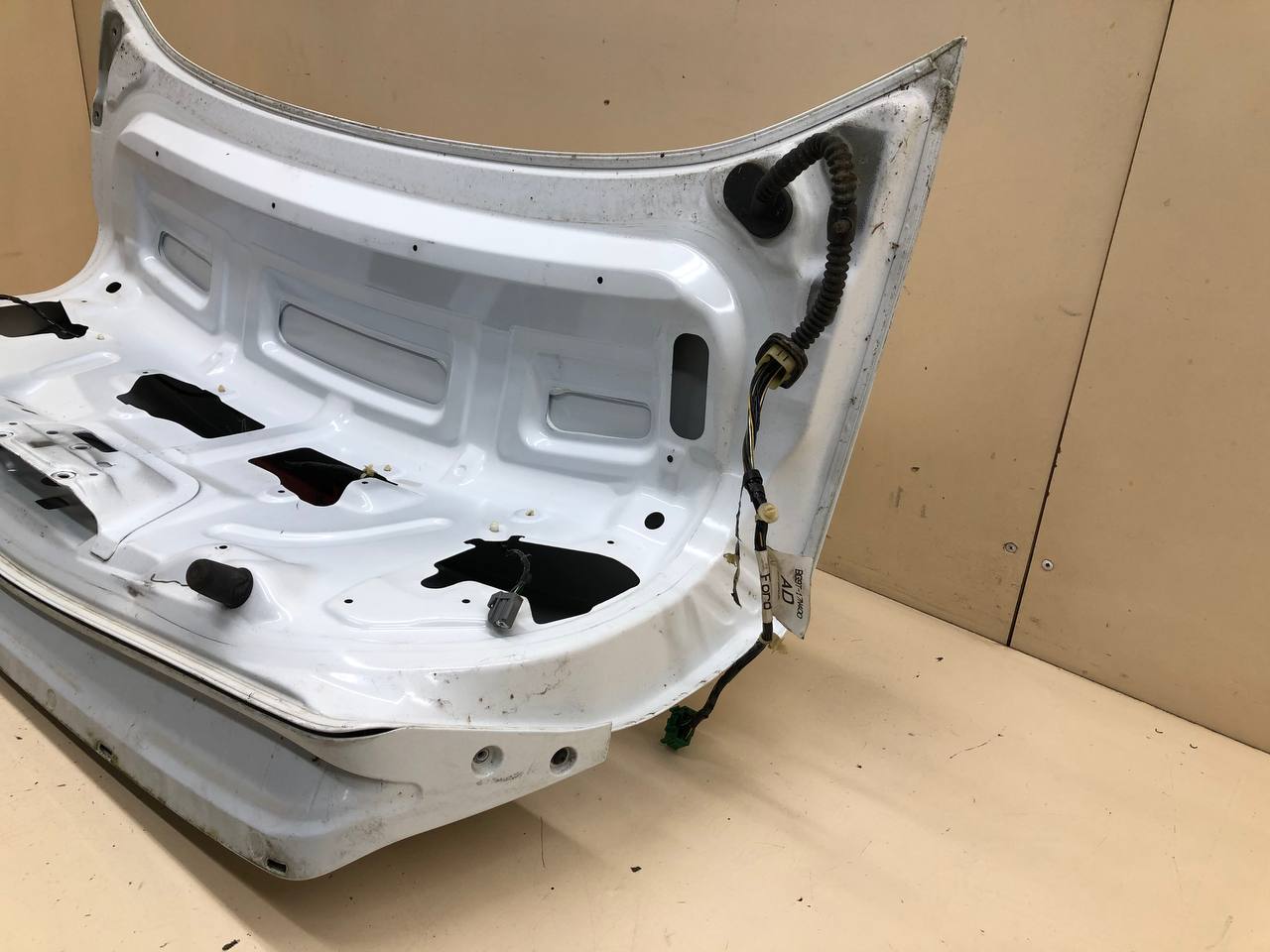 Крышка багажника Ford Mondeo 4 2007-2015