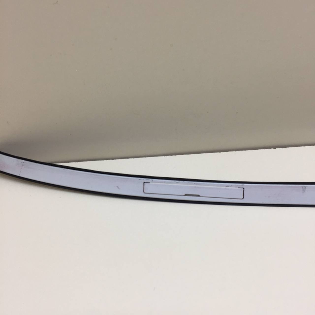 Молдинг крыши правый BMW 3-series E90/E91 2005-2011