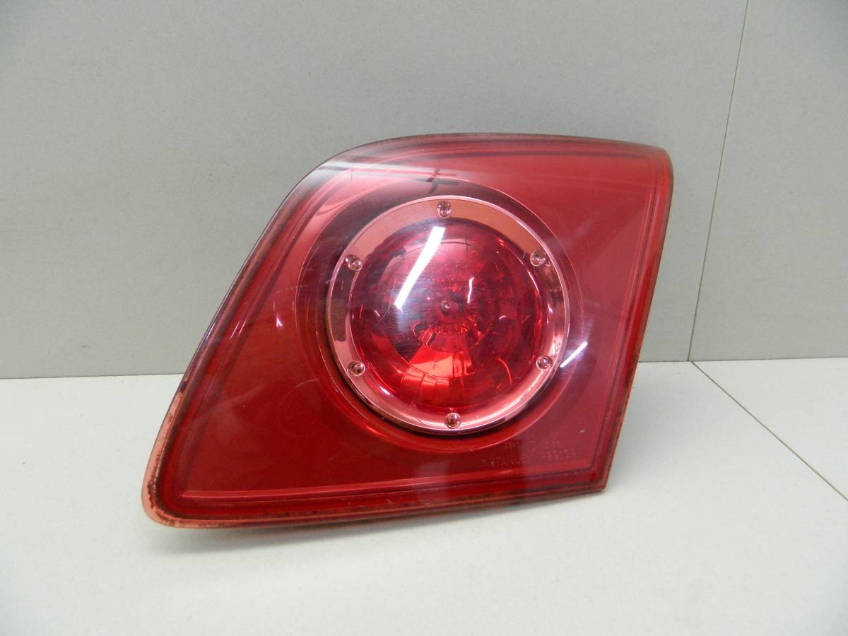 Фонарь задний внутренний правый Mazda Mazda 3 (BK) 2002-2009
