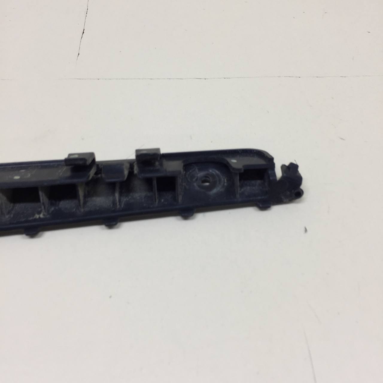 Направляющая заднего бампера правая Hyundai Starex H1/Grand Starex 2007>