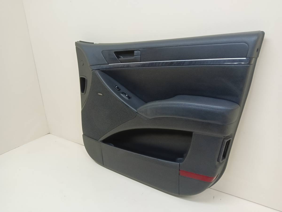 Обшивка двери передней правой Hyundai ix55 2007-2013