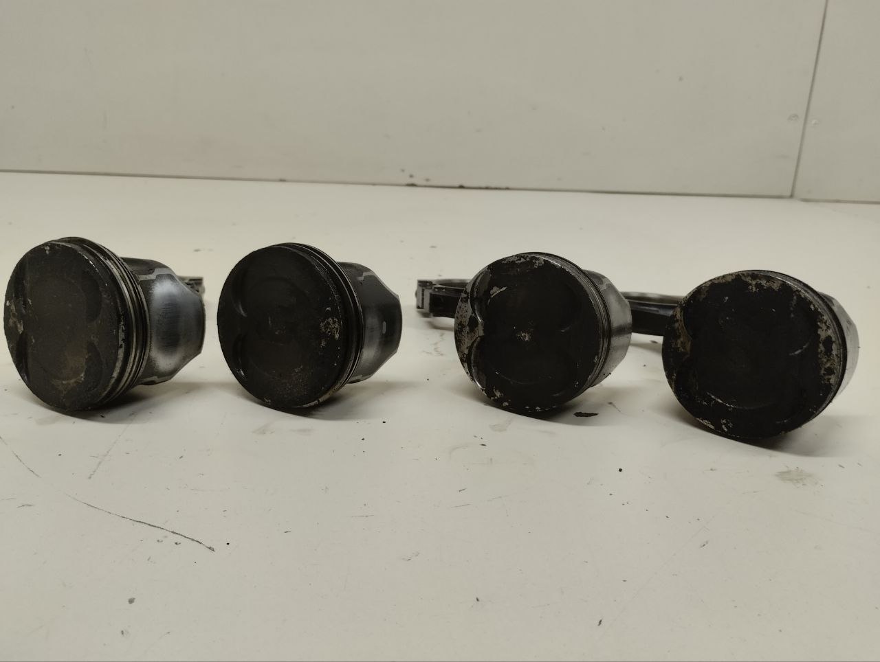 Поршень с шатуном Ford Focus 3 2011>