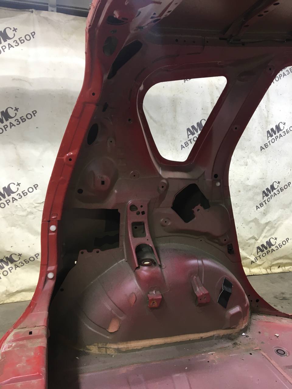 Крыло заднее левое Nissan Note (E11) 2006-2013