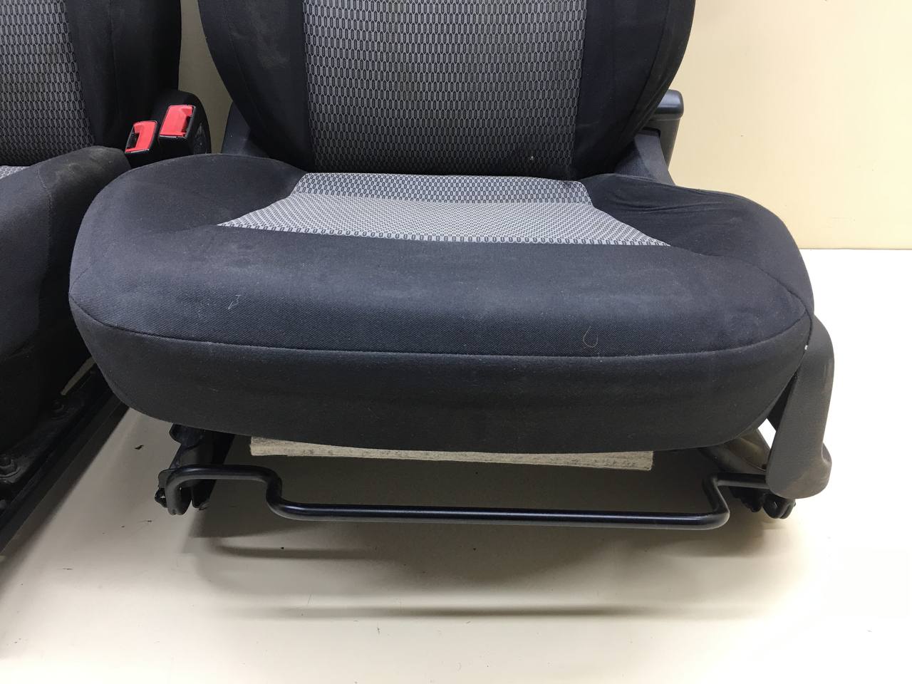 Сиденье (комплект) Volkswagen Polo (MK5) 2011-2020 Сиденье (комплект) Volkswagen Polo (MK5) 2011-2020