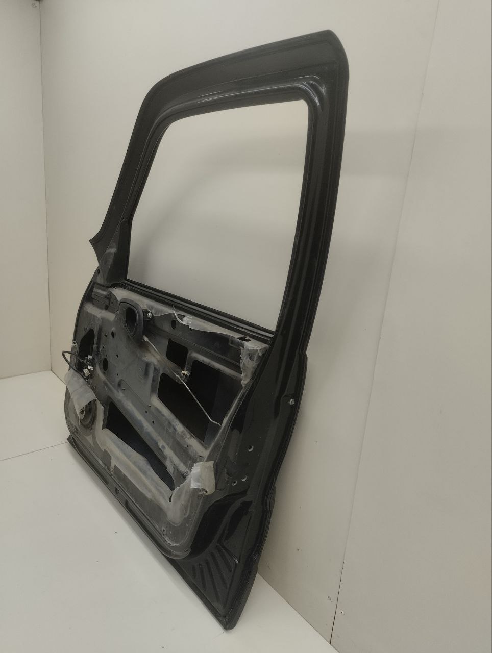 Дверь передняя правая Chevrolet Niva 2009-2020