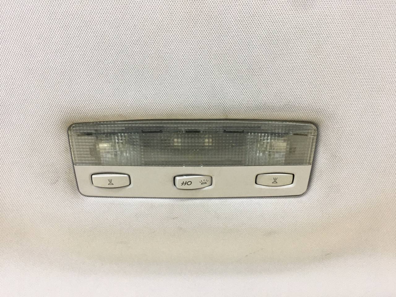 Обшивка потолка Nissan Primera (P12) 2002-2007