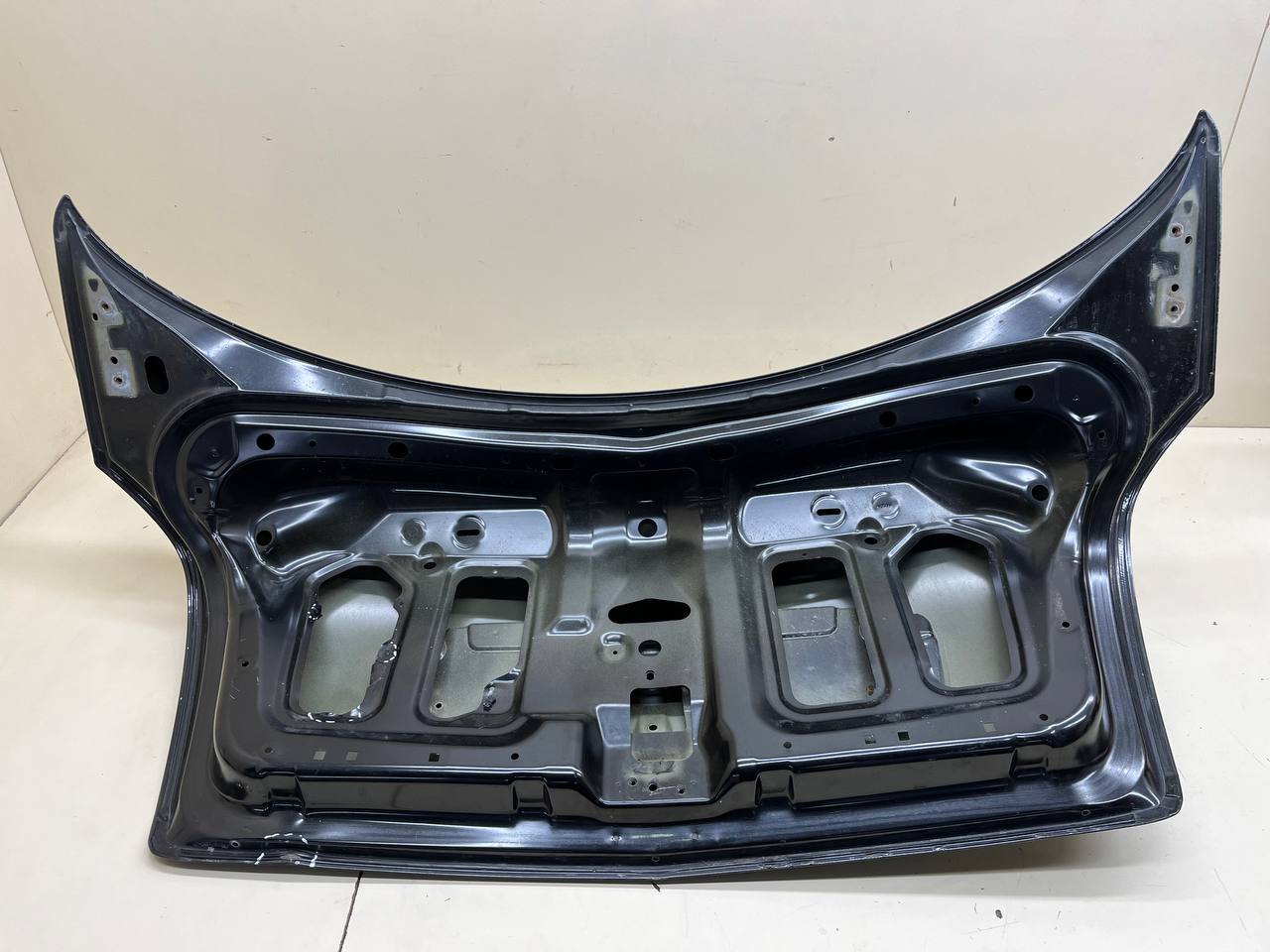 Крышка багажника Nissan Primera (P12) 2002-2007