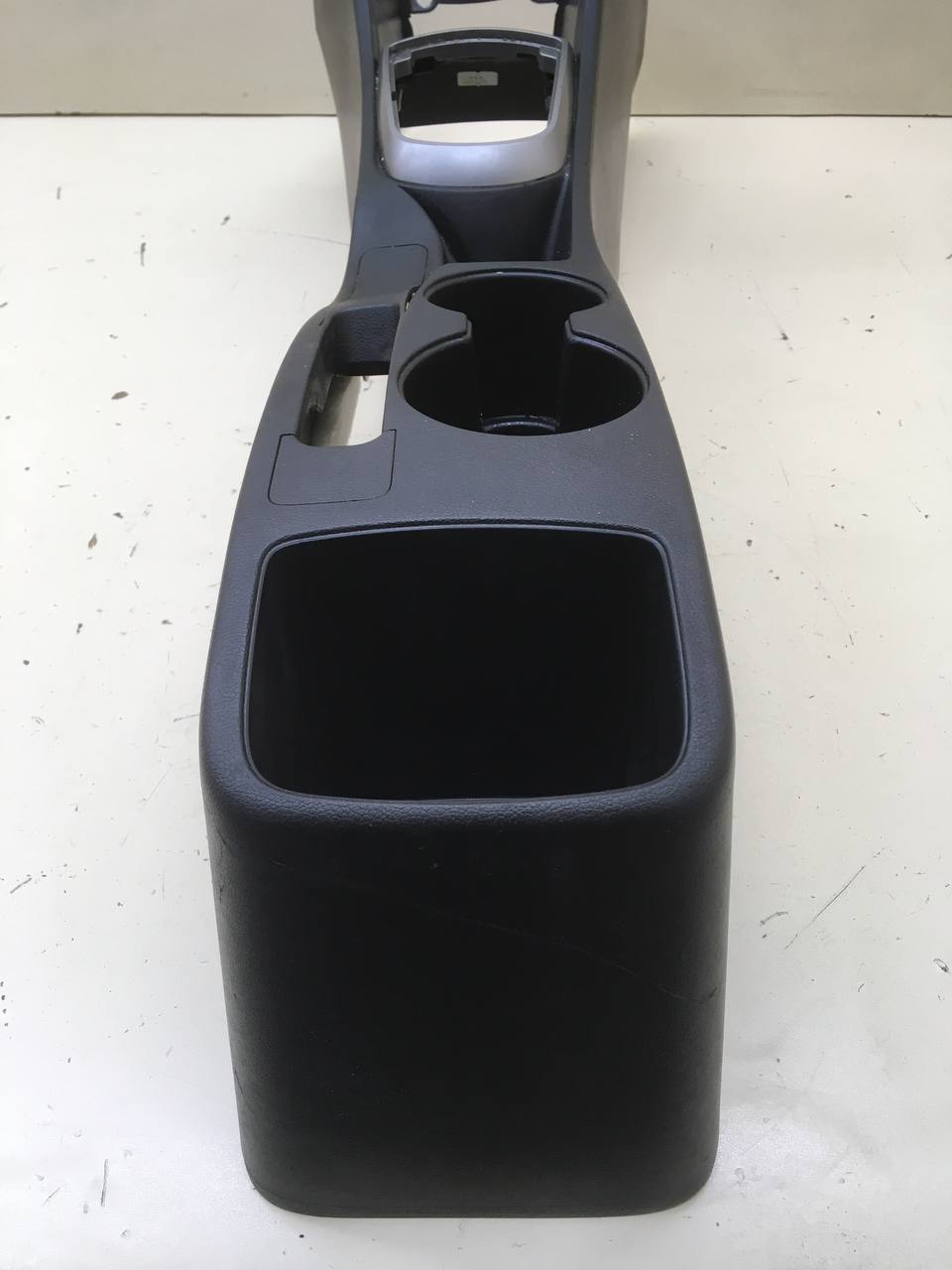 Консоль центральная Hyundai Solaris (RB) 2010-2017