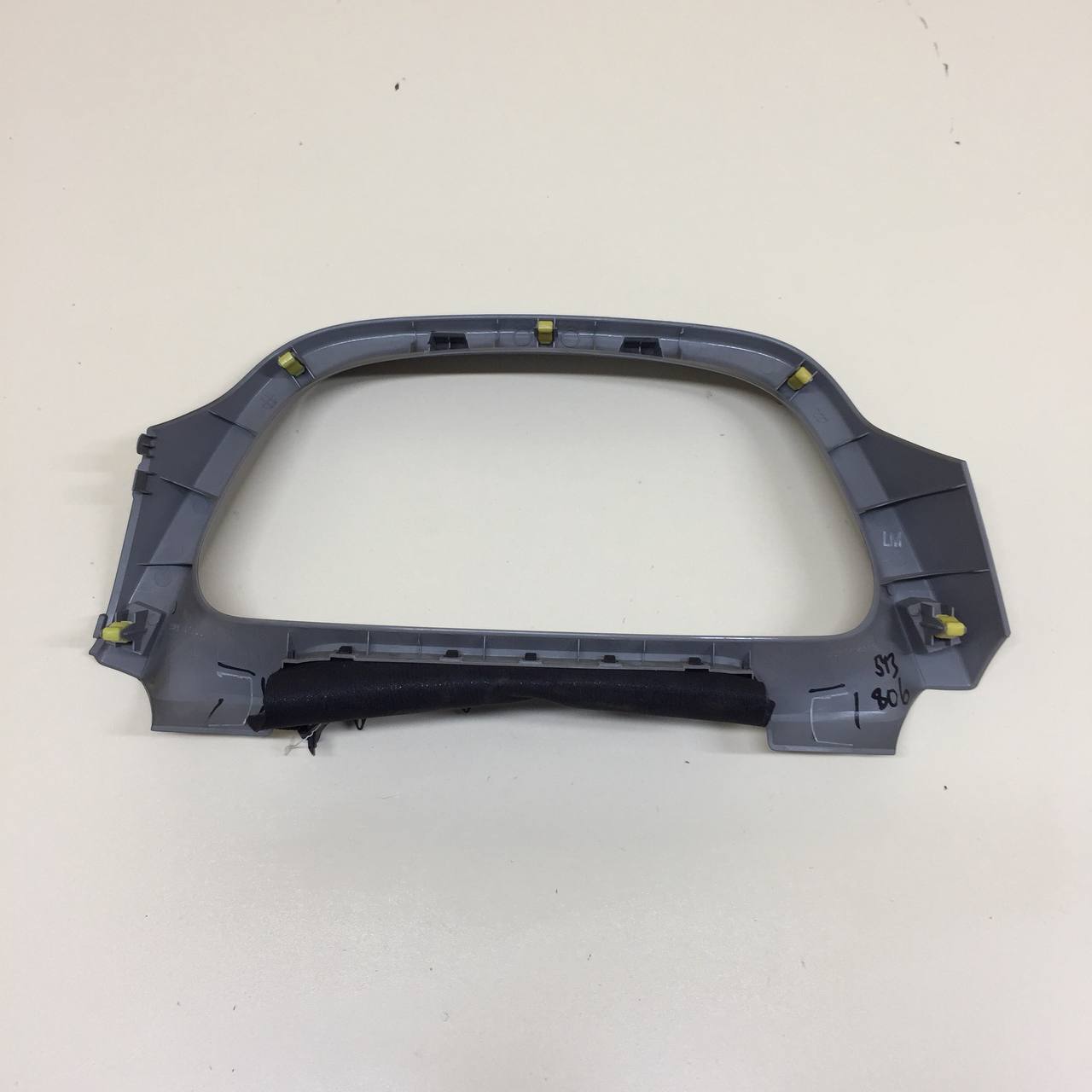 Накладка декоративная Toyota Rav 4 (XA40) 2013-2019