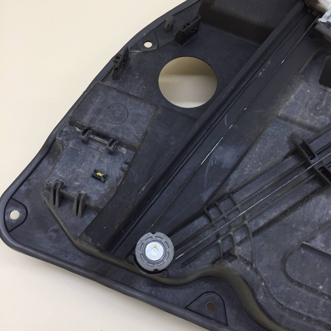 Стеклоподъемник электр. передний левый Hyundai Elantra (CN7) 2020>