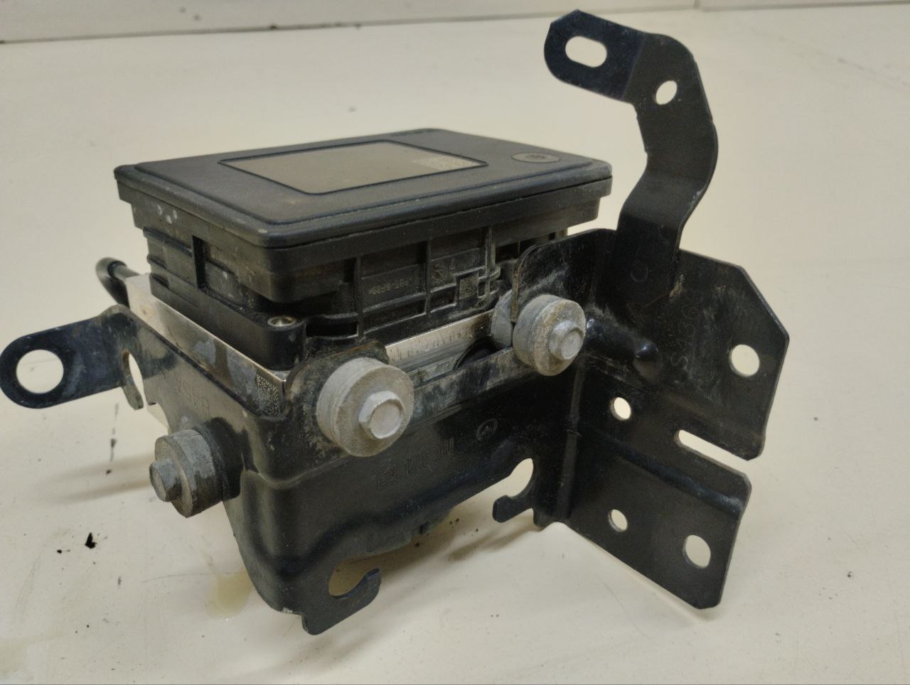Блок ABS (насос) Mazda Mazda 3 (BM) 2013-2016 Блок ABS (насос) Mazda Mazda 3 (BM) 2013-2016