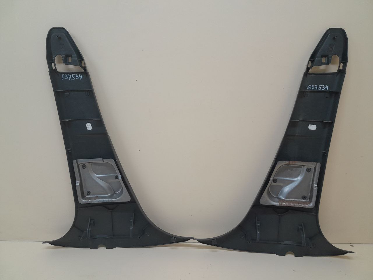 Обшивка стойки Renault Duster (HSA, HSM) 2012> Обшивка стойки Renault Duster (HSA, HSM) 2012>