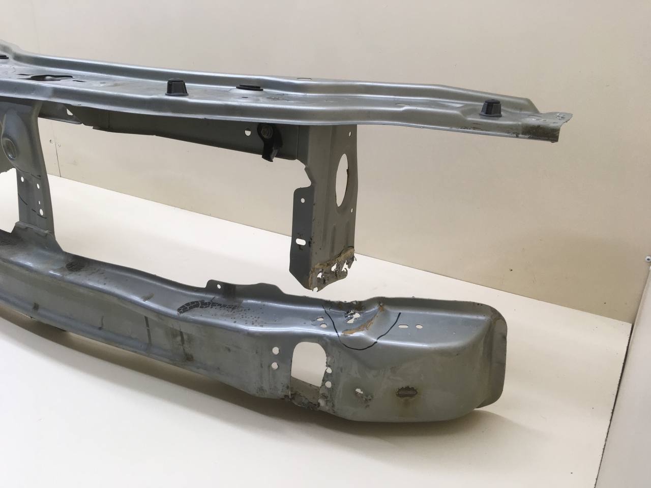 Панель передняя Renault Duster (HSA, HSM) 2012> Панель передняя Renault Duster (HSA, HSM) 2012>