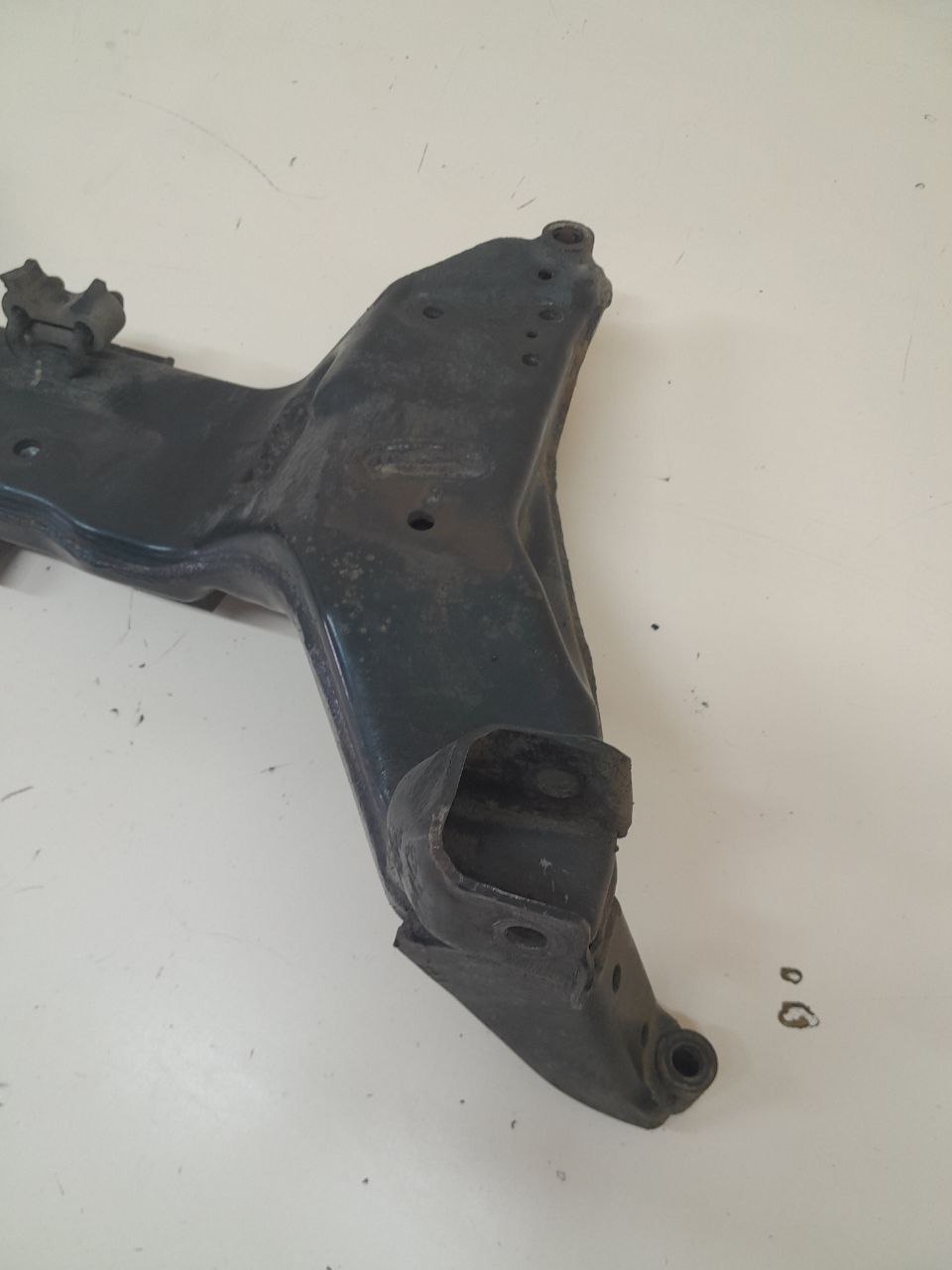 Балка подмоторная Nissan Almera Classic (B10) 2006-2013