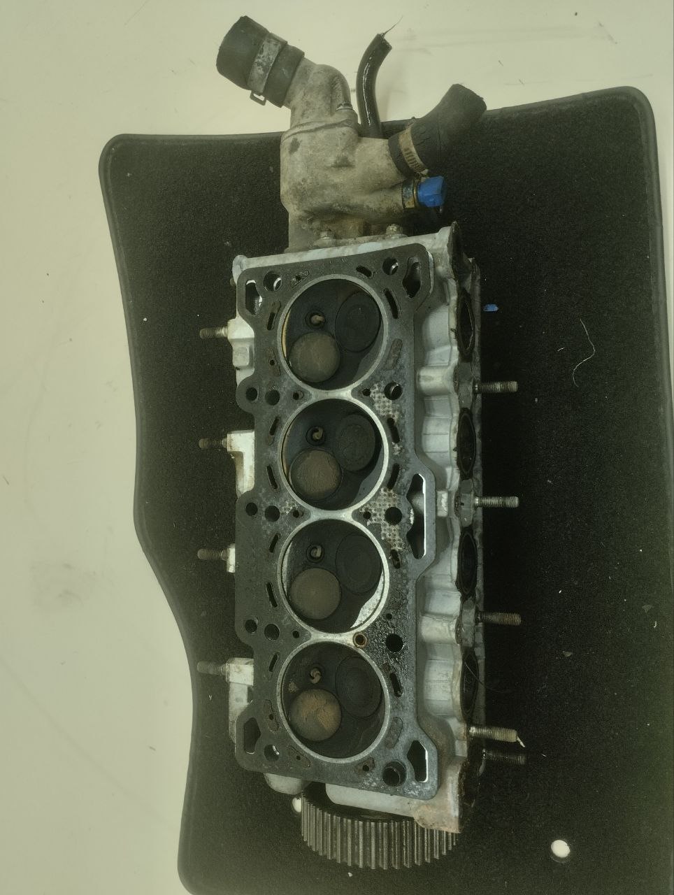 Головка блока цилиндров Chevrolet Aveo T250 2005-2011