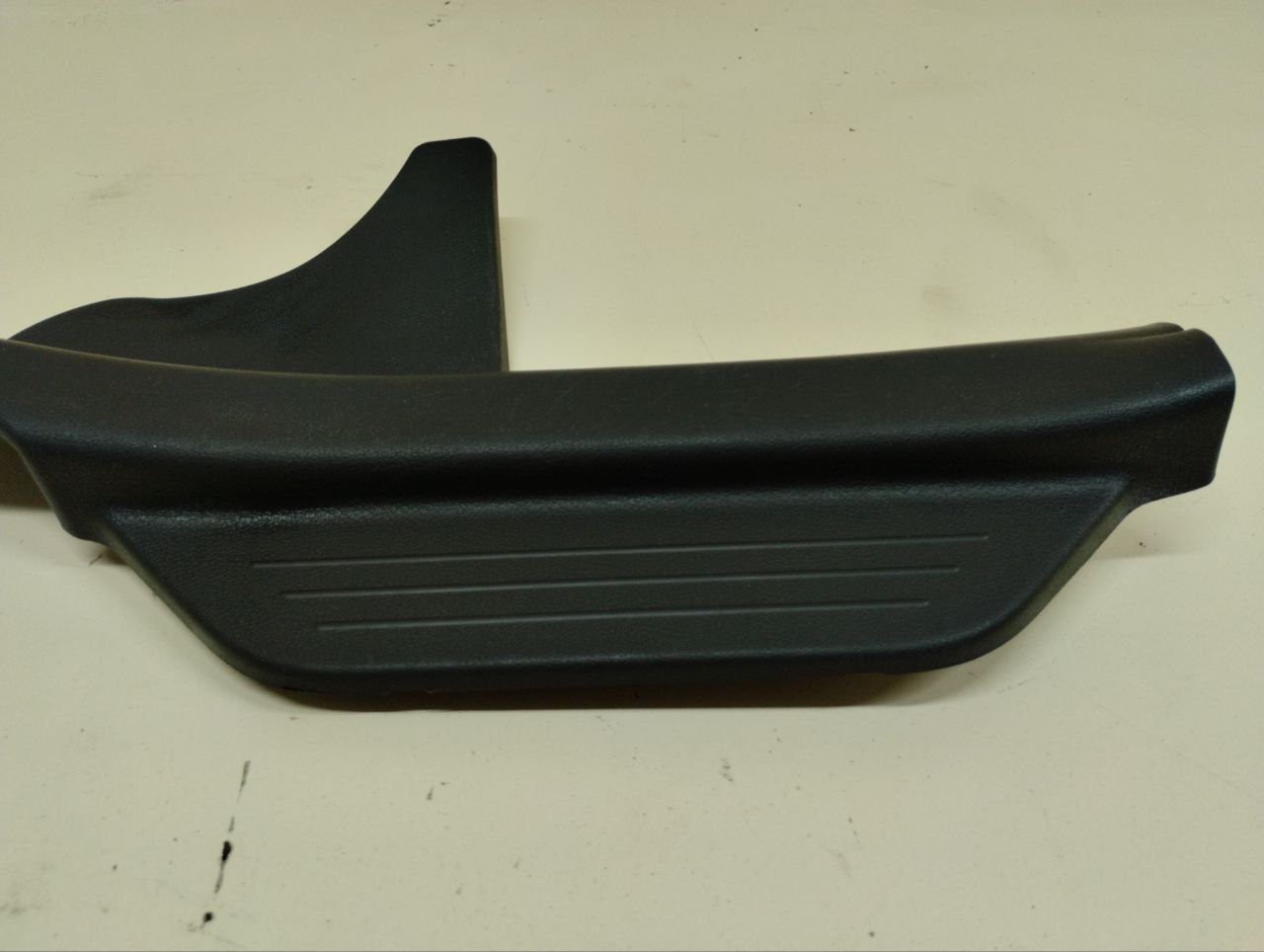 Накладка порога (внутренняя) Hyundai Sonata 6 (YF) 2010-2014