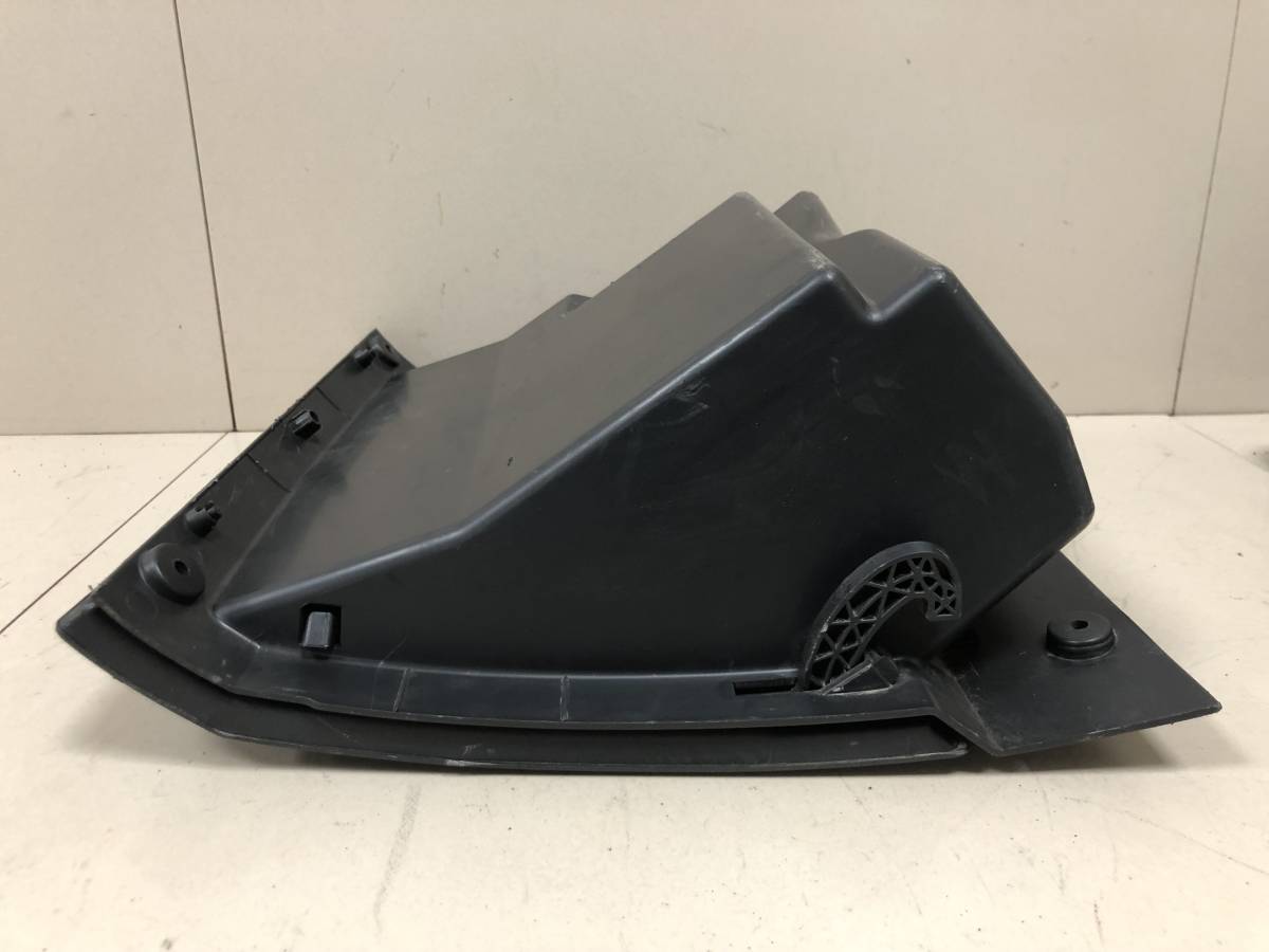 Бардачок Opel Meriva 2003-2010