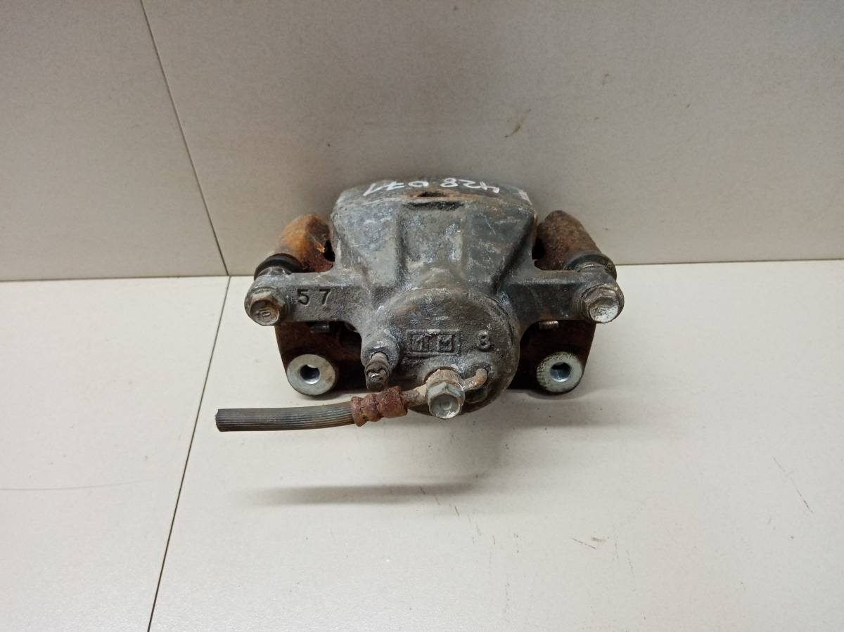 Суппорт передний левый Toyota Ractis (NCP100) 2005-2010