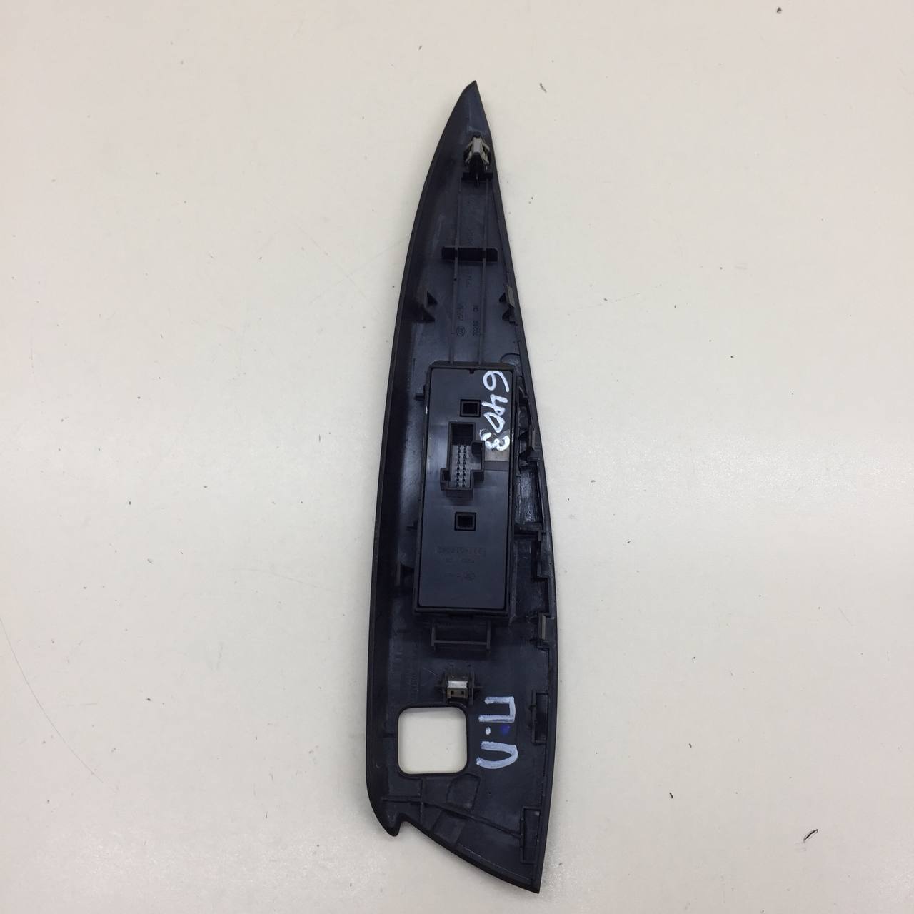 Блок управления стеклоподъемниками Lifan X60 2012>