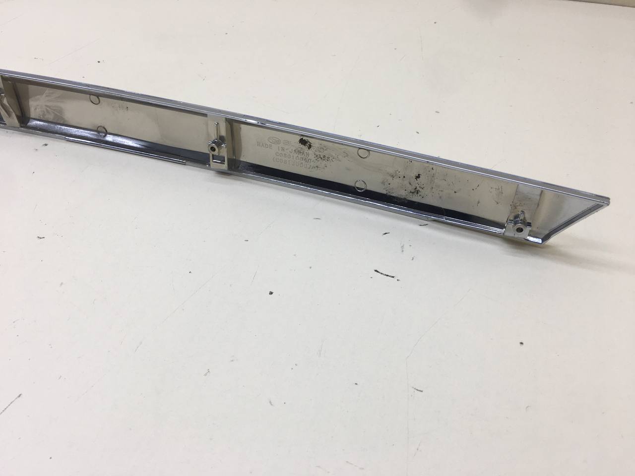 Накладка двери багажника Subaru Outback (BR/B14) 2009-2014 Накладка двери багажника Subaru Outback (BR/B14) 2009-2014