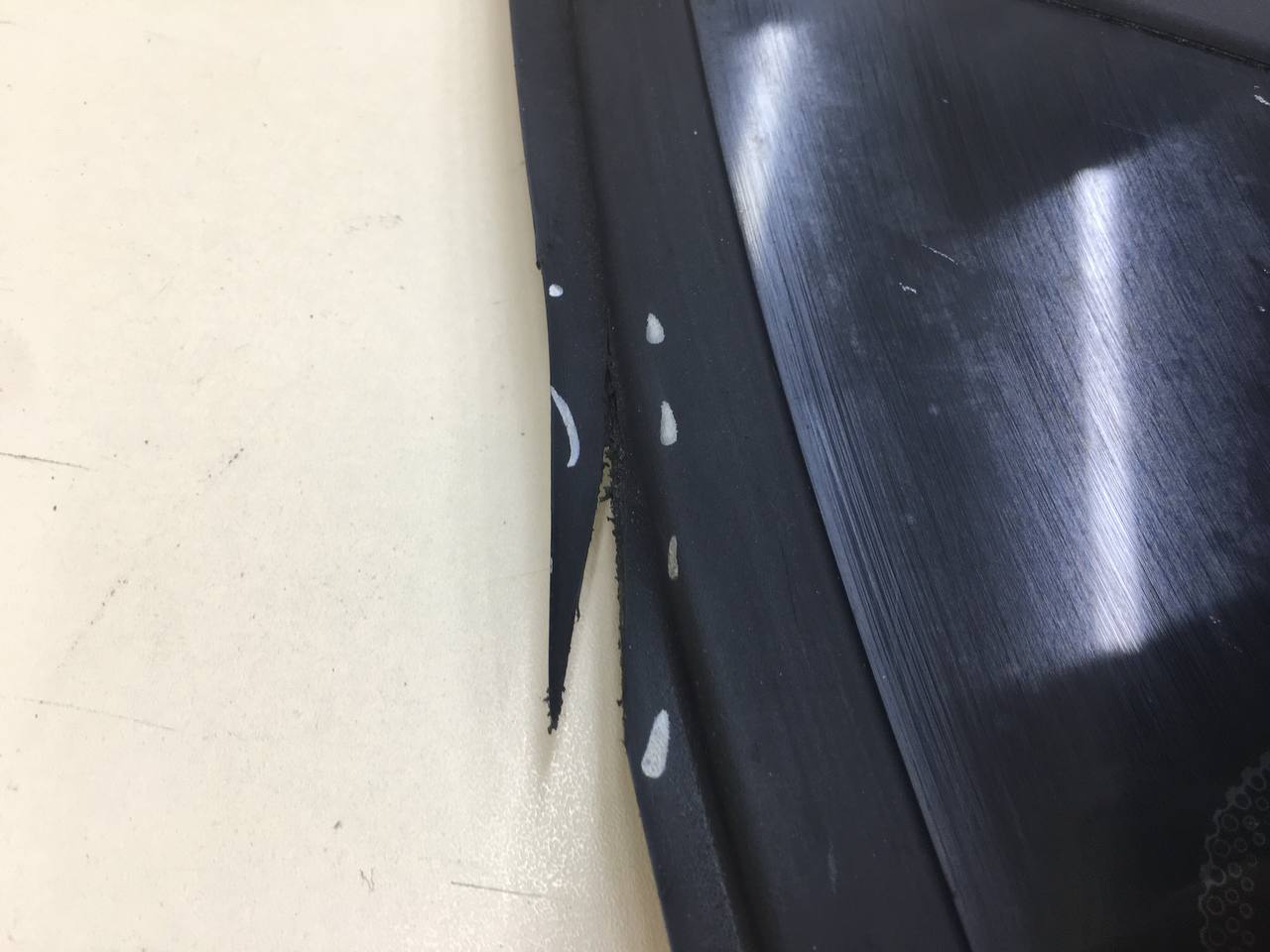 Стекло кузовное глухое правое Lifan X60 2012>