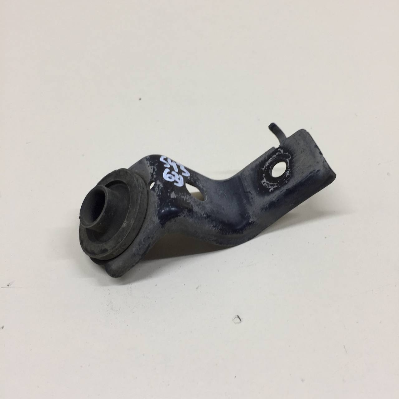 Кронштейн радиатора Toyota Rav 4 (A30) 2006-2013 Кронштейн радиатора Toyota Rav 4 (A30) 2006-2013