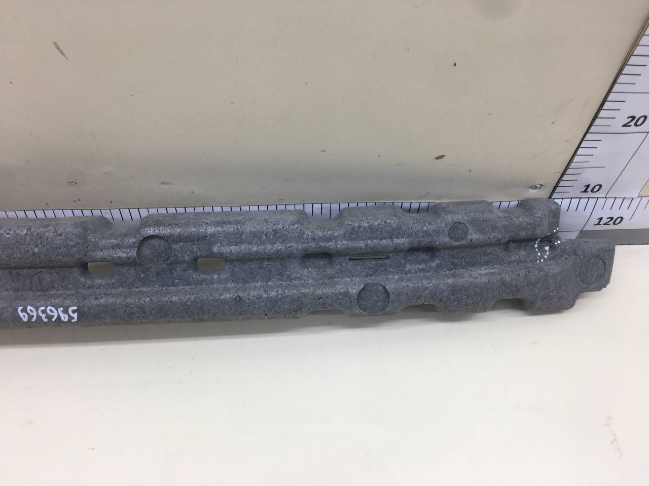 Наполнитель переднего бампера Hyundai ix55 (EN) 2006-2013