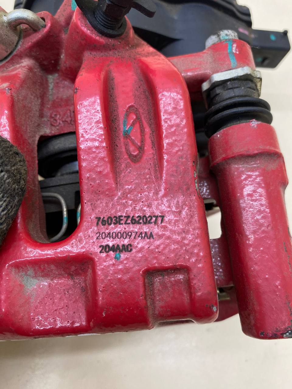 Суппорт задний левый Chery Tiggo 4 Pro 2021>