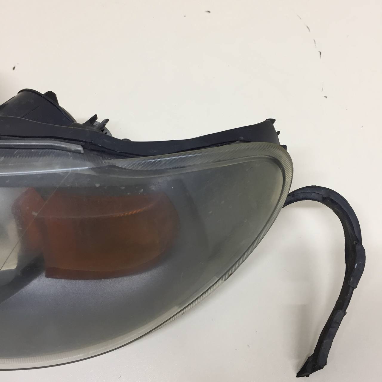 Фара левая Nissan Almera (N16) 2000-2006 Фара левая Nissan Almera (N16) 2000-2006