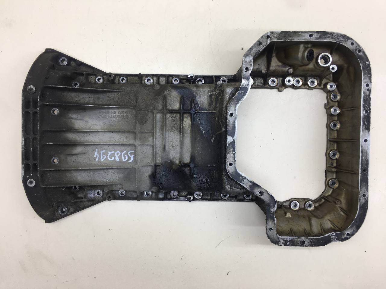 Поддон масляный двигателя Mercedes-Benz S-Class (W221) 2005-2013