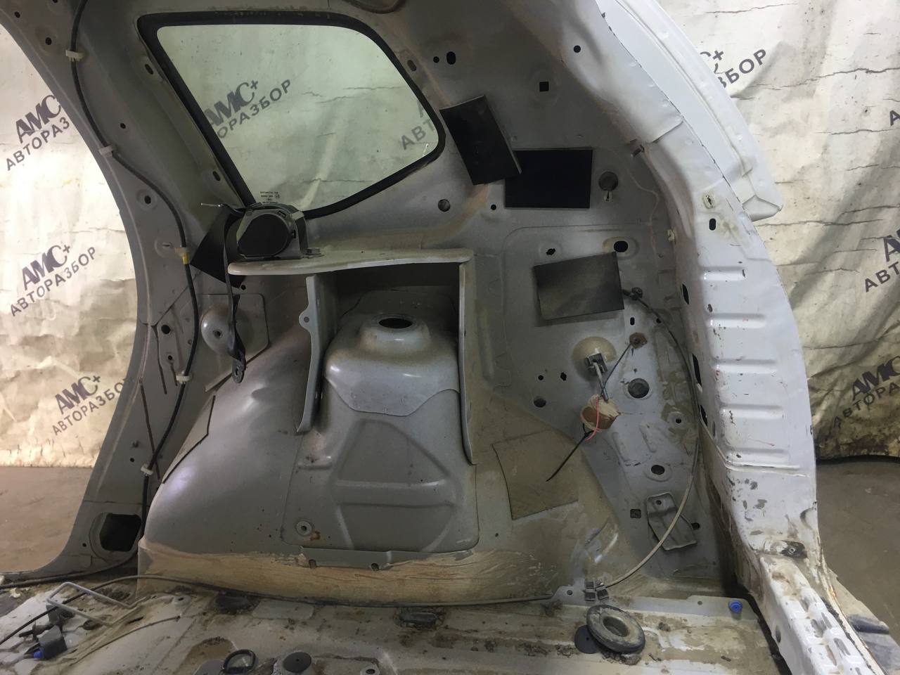 Крыло заднее правое Renault Duster (HSA, HSM) 2012>