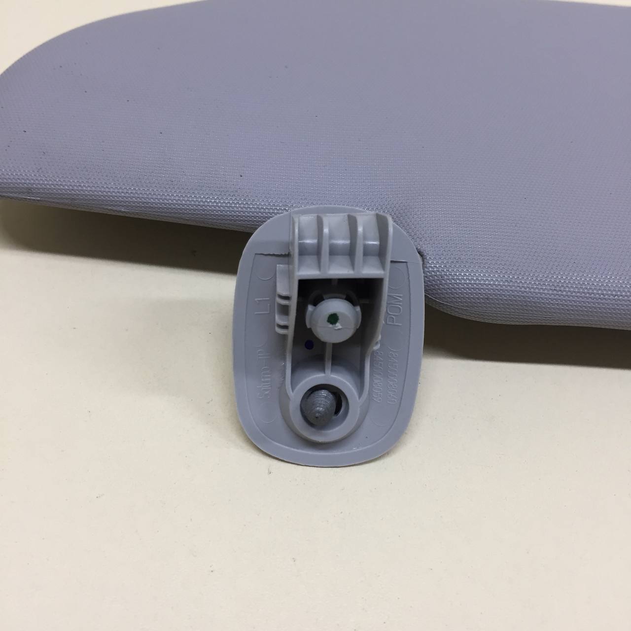 Козырек солнцезащитный (внутри) Lada Vesta 2015>