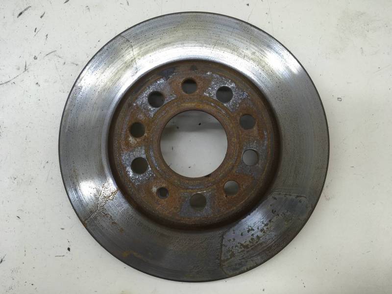 Диск тормозной передний Skoda Octavia (A5 1Z-) 2004-2013 Диск тормозной передний Skoda Octavia (A5 1Z-) 2004-2013