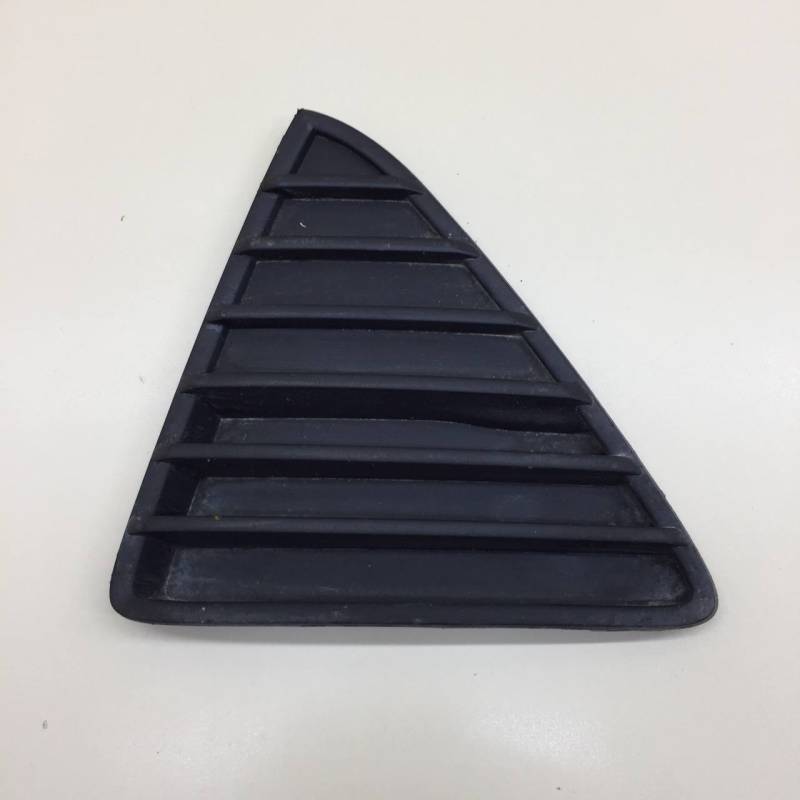 Решетка в бампер левая Ford Focus 3 2011>