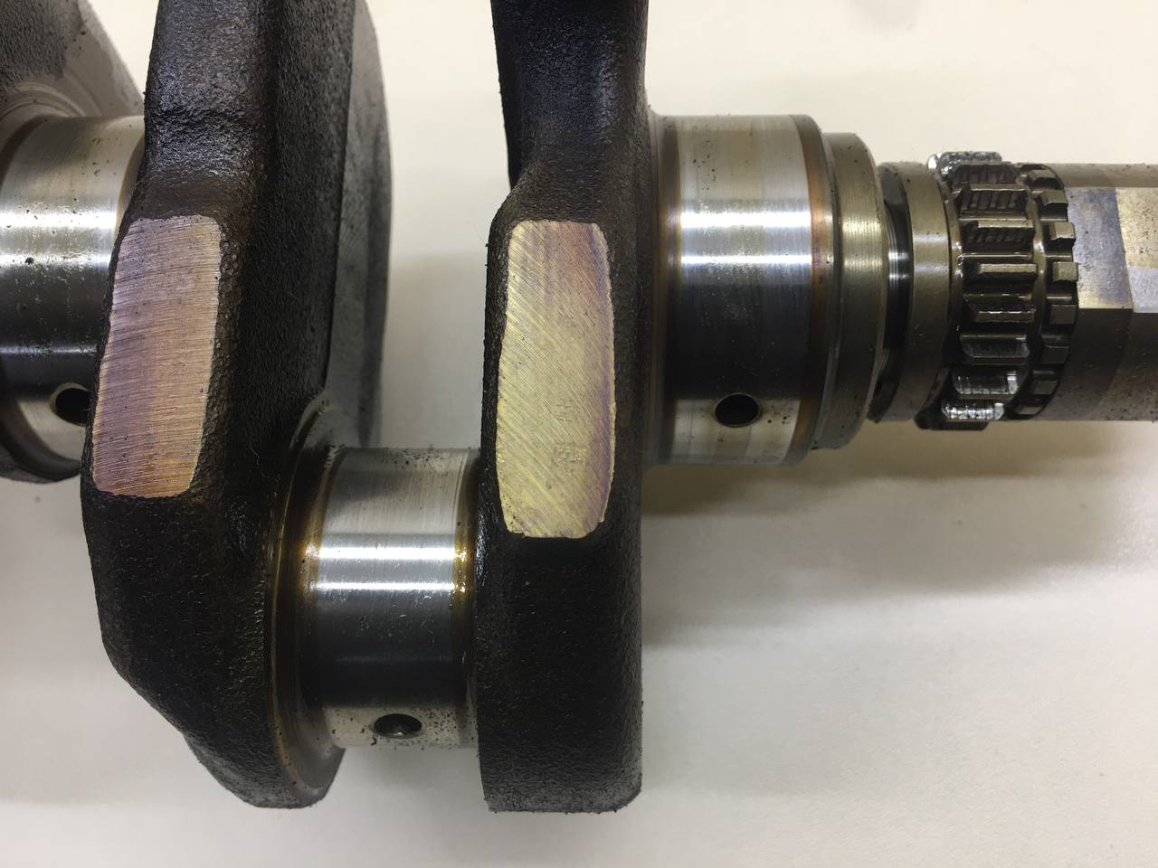 Коленвал Nissan Almera (N16) 2000-2006 Коленвал Nissan Almera (N16) 2000-2006