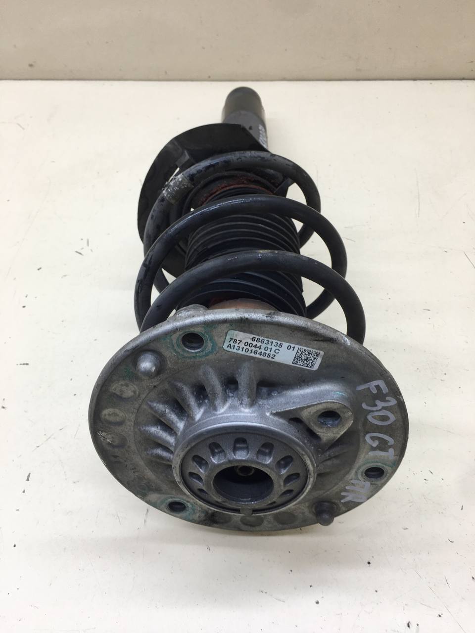 Амортизатор передний BMW 3-series F30/F31 2011>