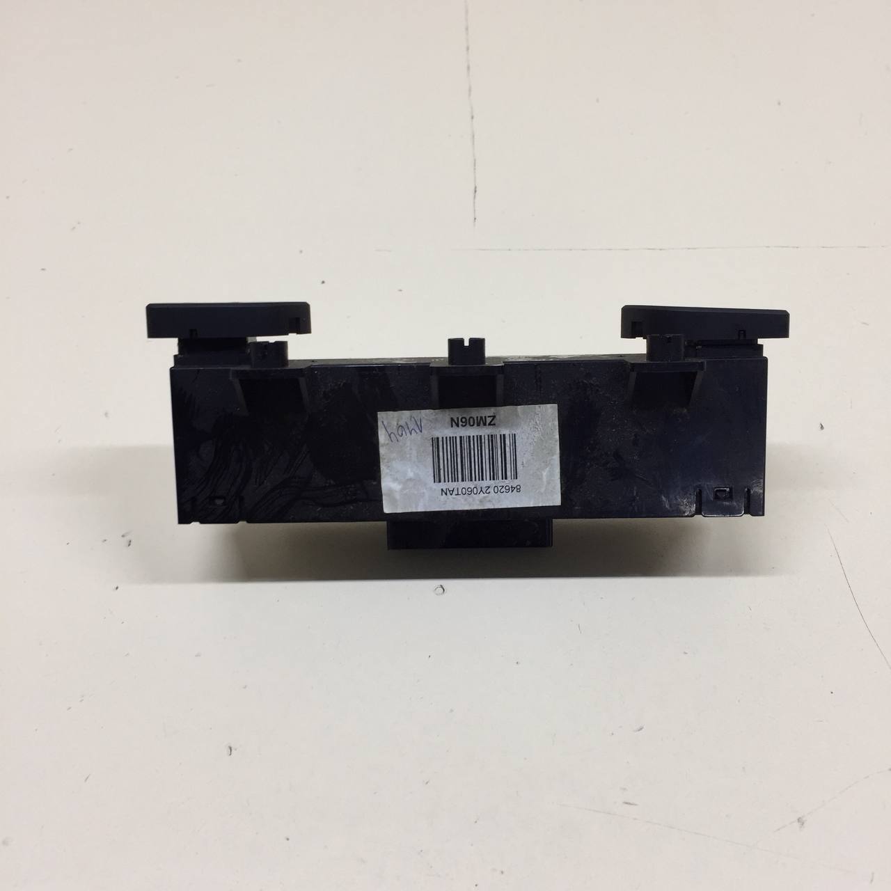 Блок кнопок Hyundai ix35 (LM) 2010-2015 Блок кнопок Hyundai ix35 (LM) 2010-2015