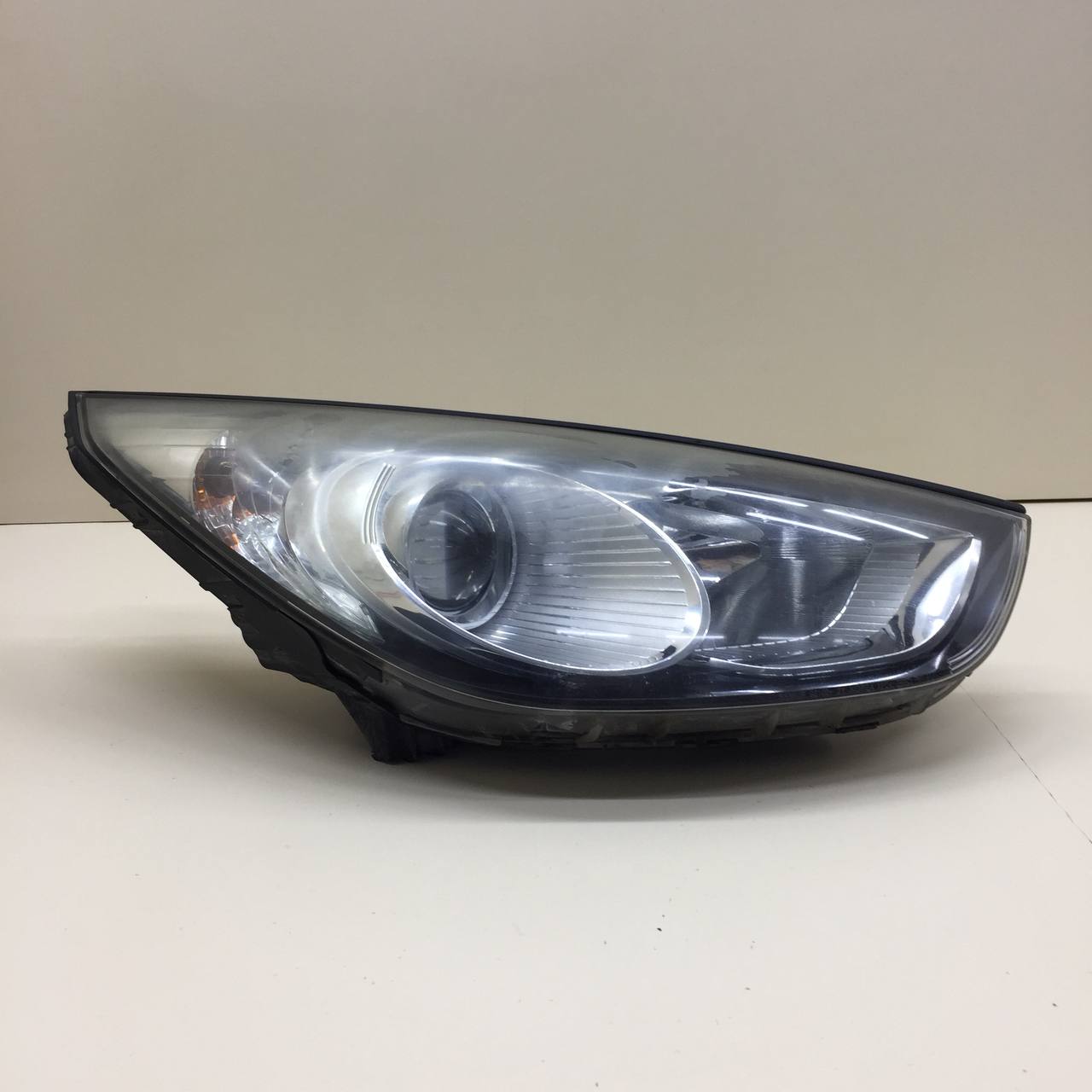 Фара правая Hyundai ix35 (LM) 2010-2015 Фара правая Hyundai ix35 (LM) 2010-2015