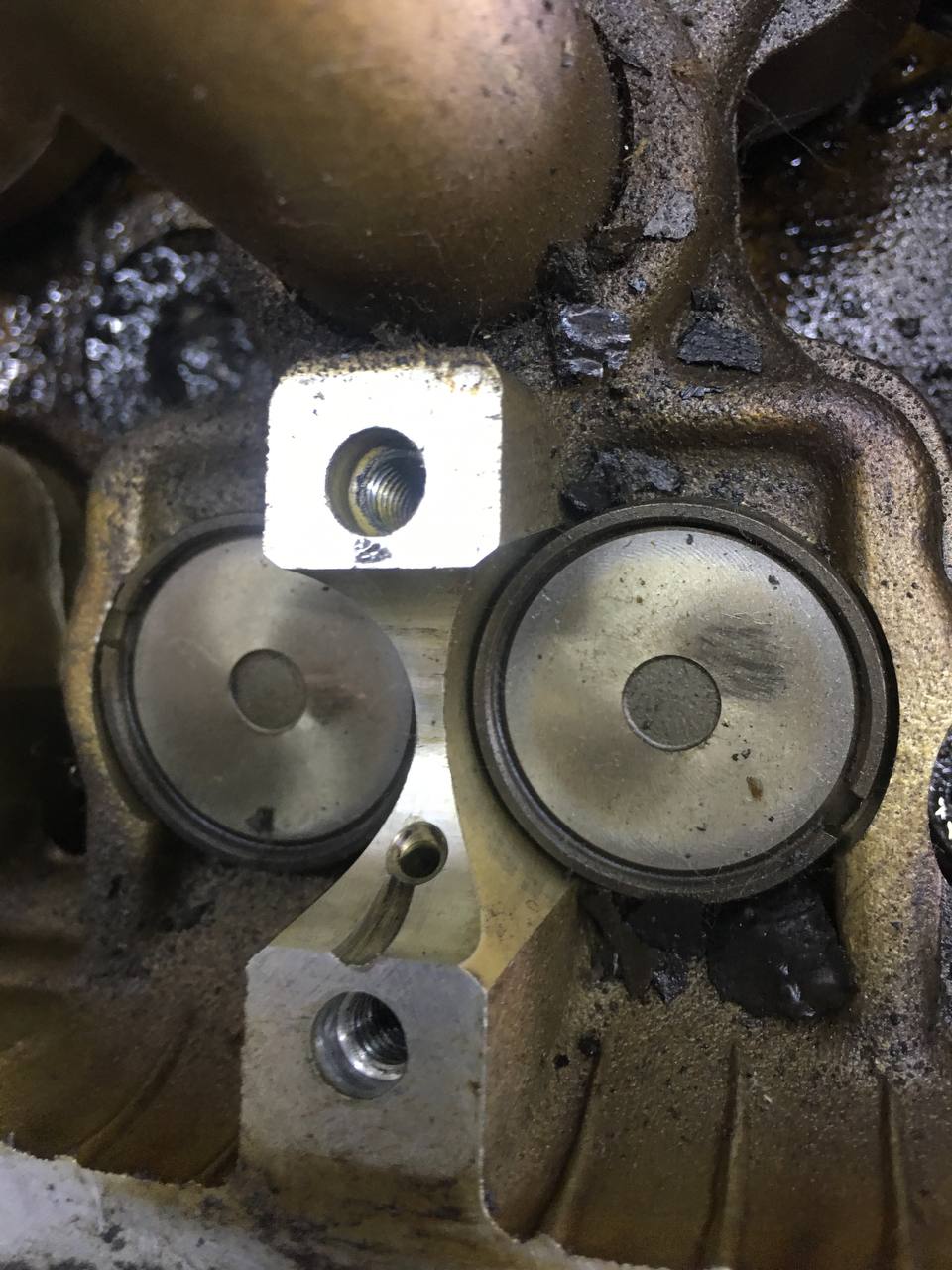 Головка блока цилиндров Nissan Almera (N16) 2000-2006