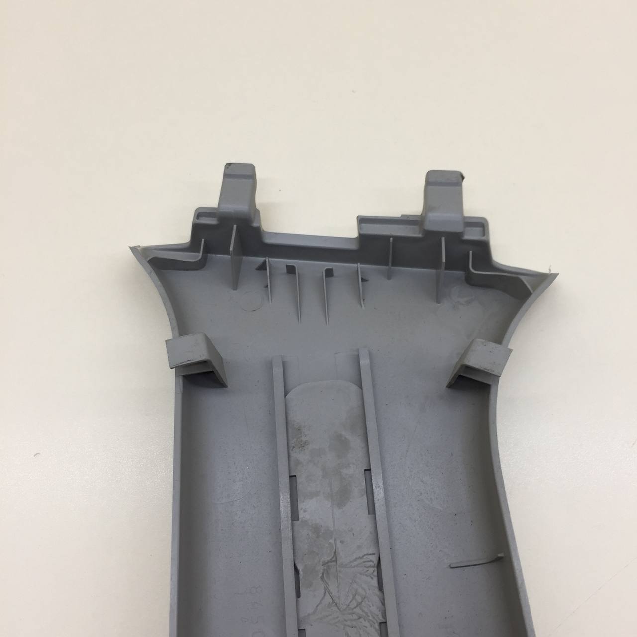 Обшивка стойки Lada  X-RAY Cross 2018 >