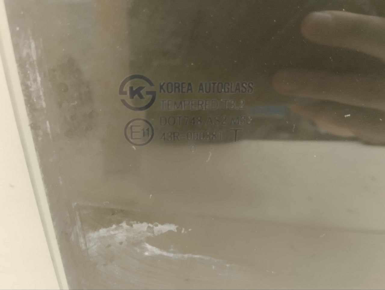 Стекло двери задней правой Hyundai Solaris (RB) 2010-2017