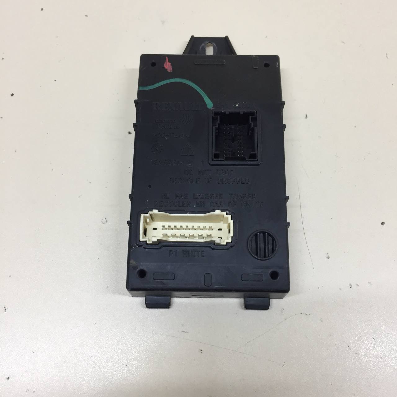 Блок комфорта Nissan Almera 3 (G11, G15) 2012> Блок комфорта Nissan Almera 3 (G11, G15) 2012>